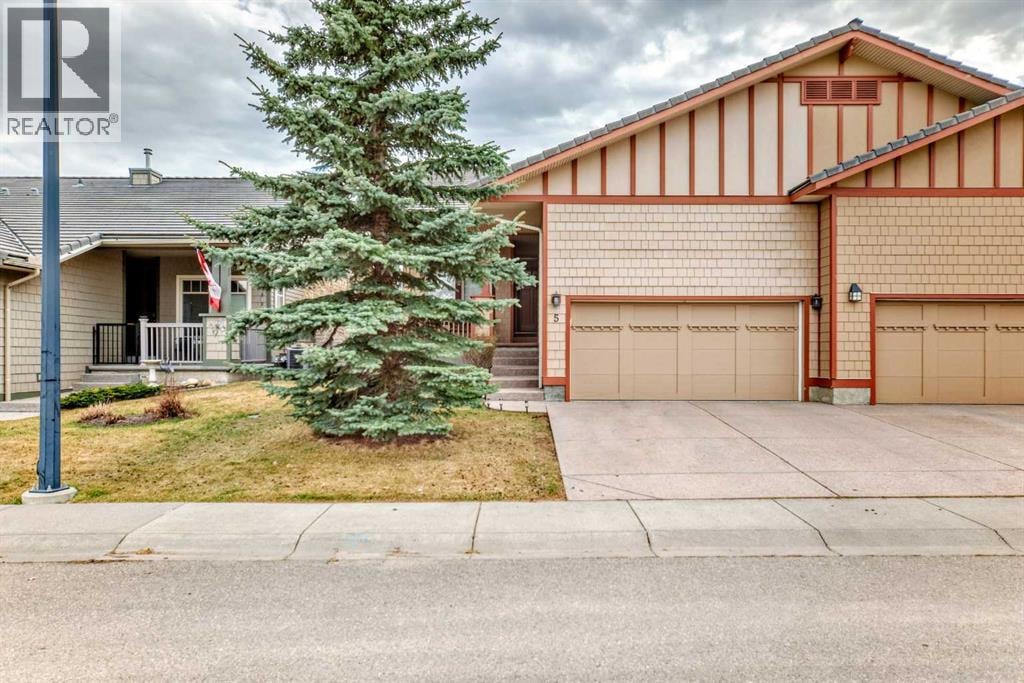 5 Bridle Estates Road SW — photo 2