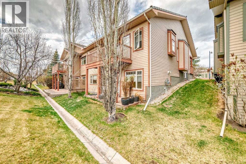 5 Bridle Estates Road SW — photo 50