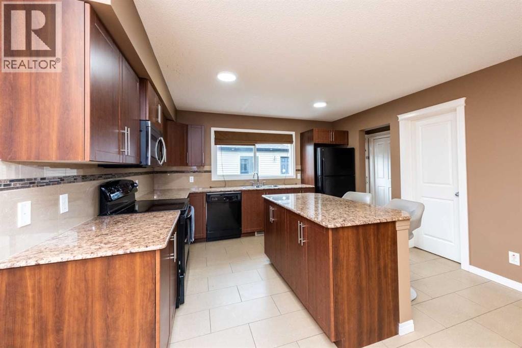 212 Panatella Drive NW — photo 9