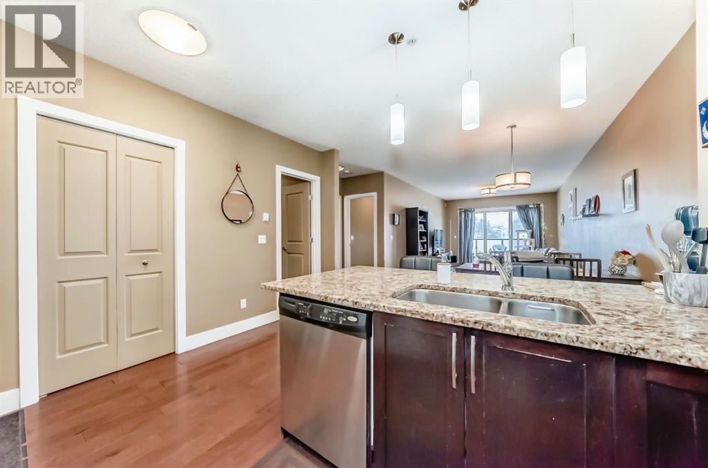 306, 1899 45 Street NW — photo 9