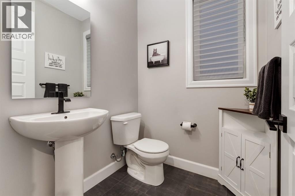 166 Osborne Common SW — photo 20