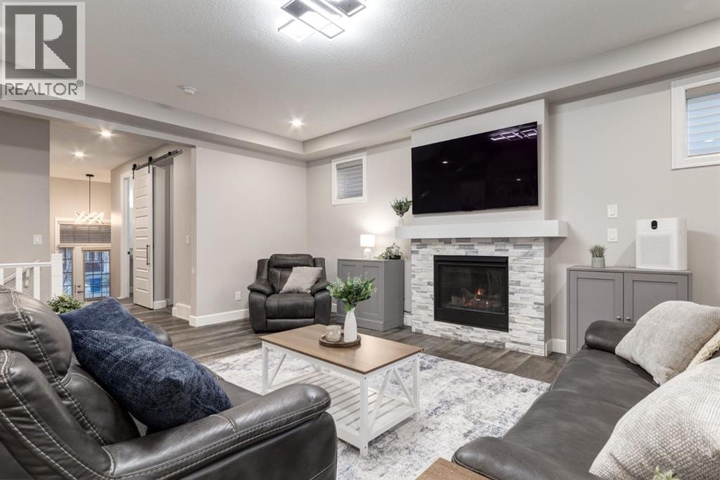 166 Osborne Common SW — photo 12