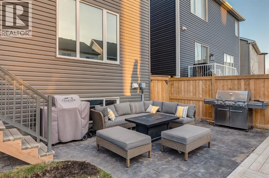 166 Osborne Common SW — photo 43