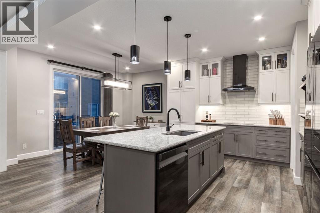 166 Osborne Common SW — photo 14