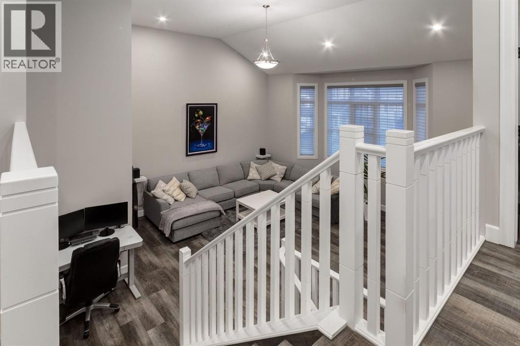166 Osborne Common SW — photo 25