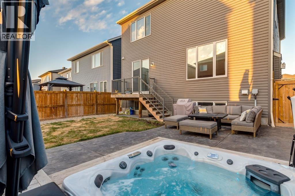 166 Osborne Common SW — photo 37
