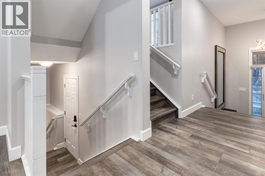166 Osborne Common SW — photo 18