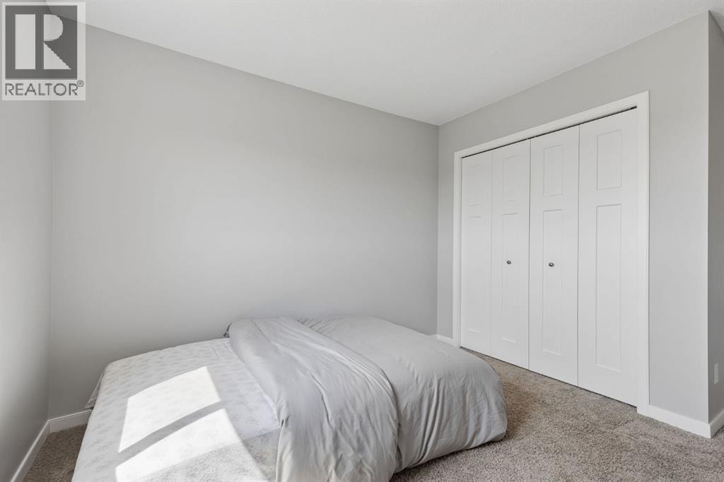65 Fireside Crescent — photo 22