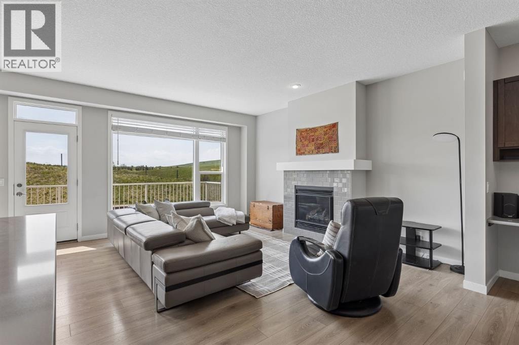 65 Fireside Crescent — photo 7