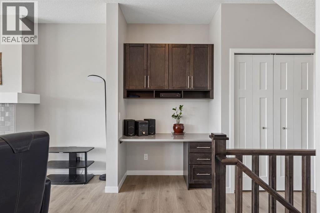 65 Fireside Crescent — photo 12