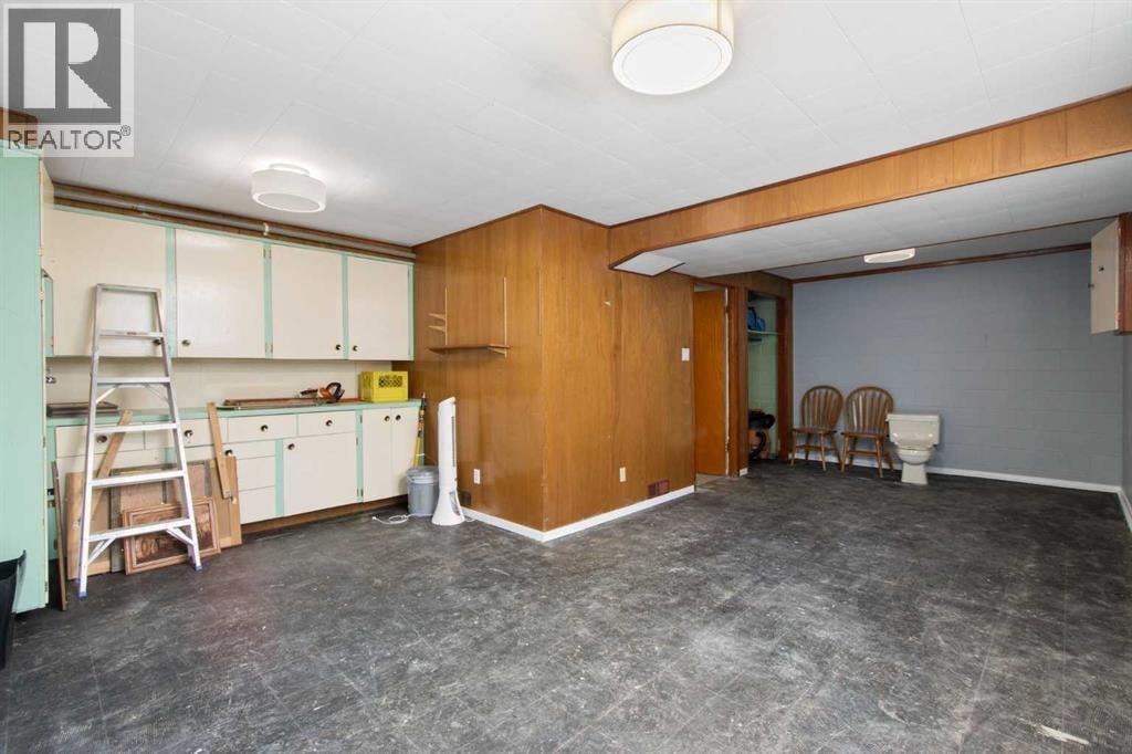 1622 Strathcona Street — photo 20
