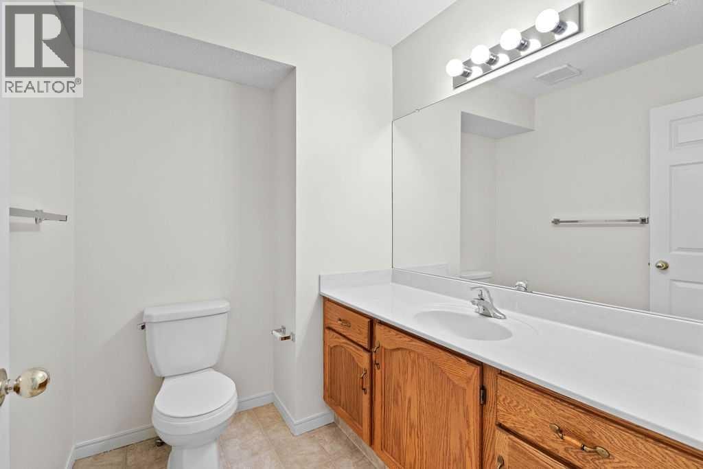 31 Silvergrove Close NW — photo 8