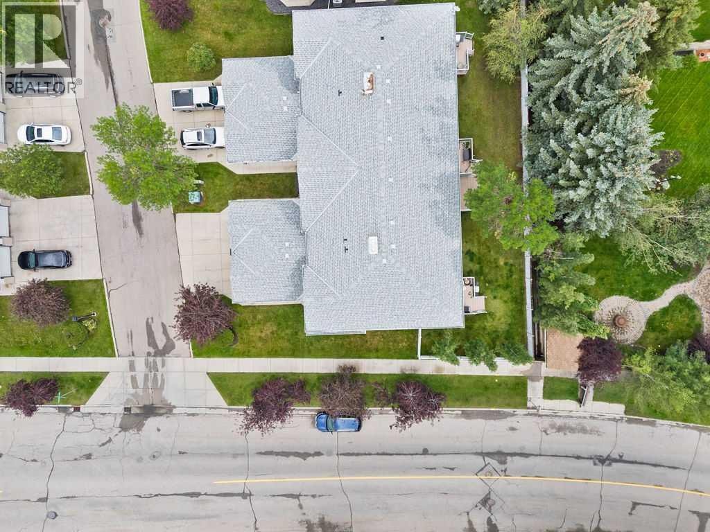 31 Silvergrove Close NW — photo 45