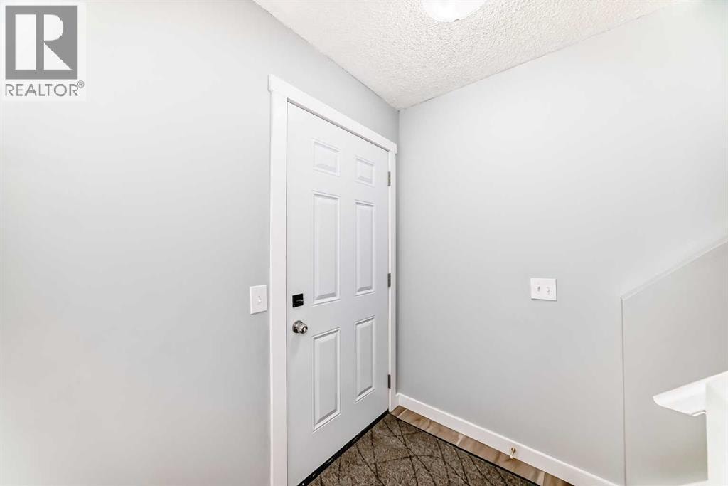77 Martinbrook Road NE — photo 5