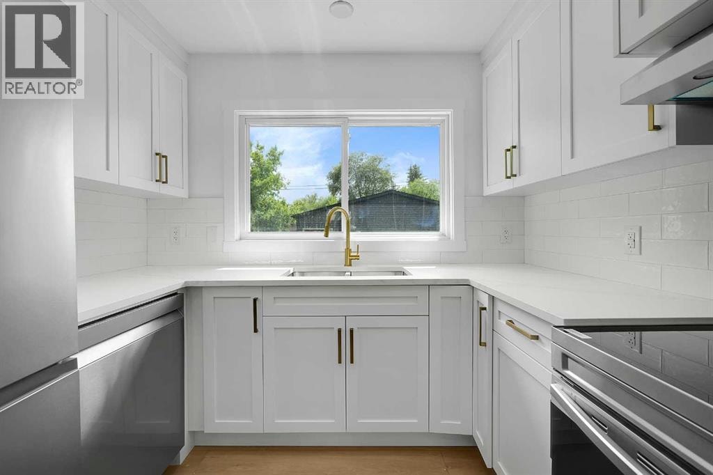 419 Acadia Drive SE — photo 12
