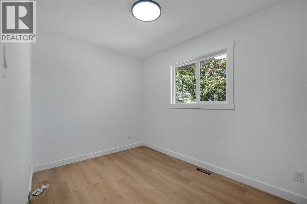 419 Acadia Drive SE — photo 16
