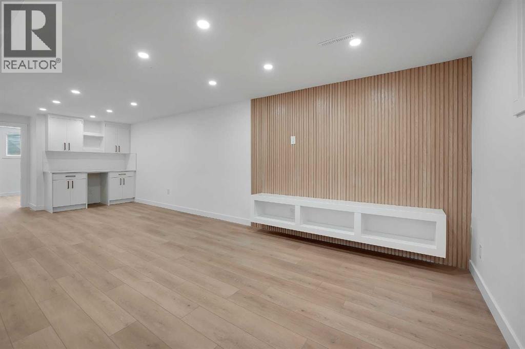 419 Acadia Drive SE — photo 28