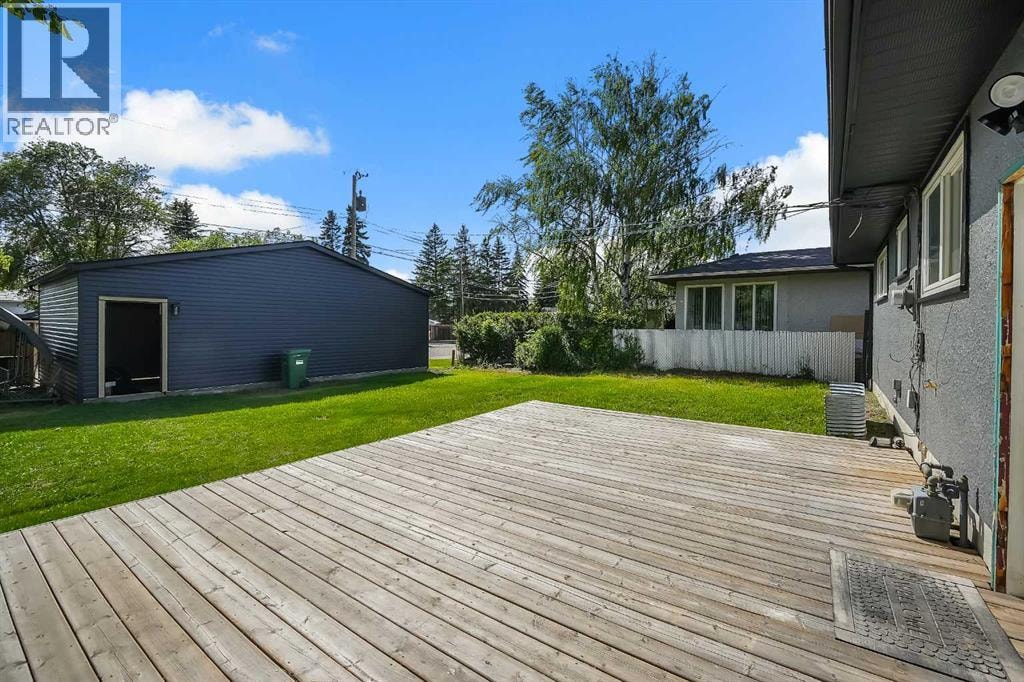 419 Acadia Drive SE — photo 39