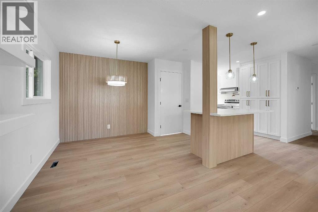 419 Acadia Drive SE — photo 8