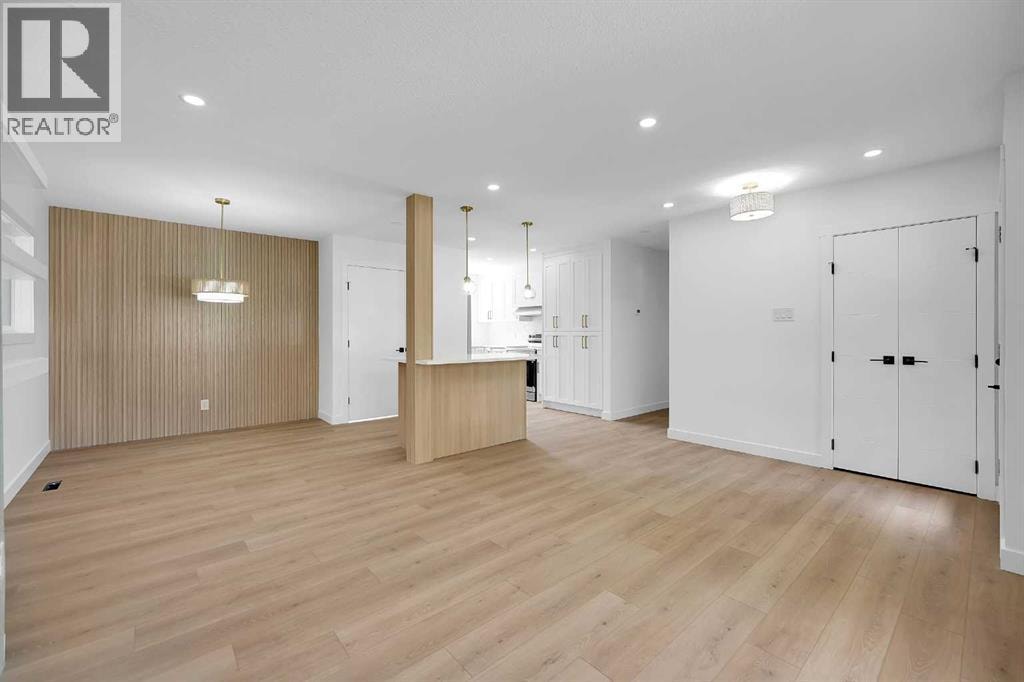 419 Acadia Drive SE — photo 9