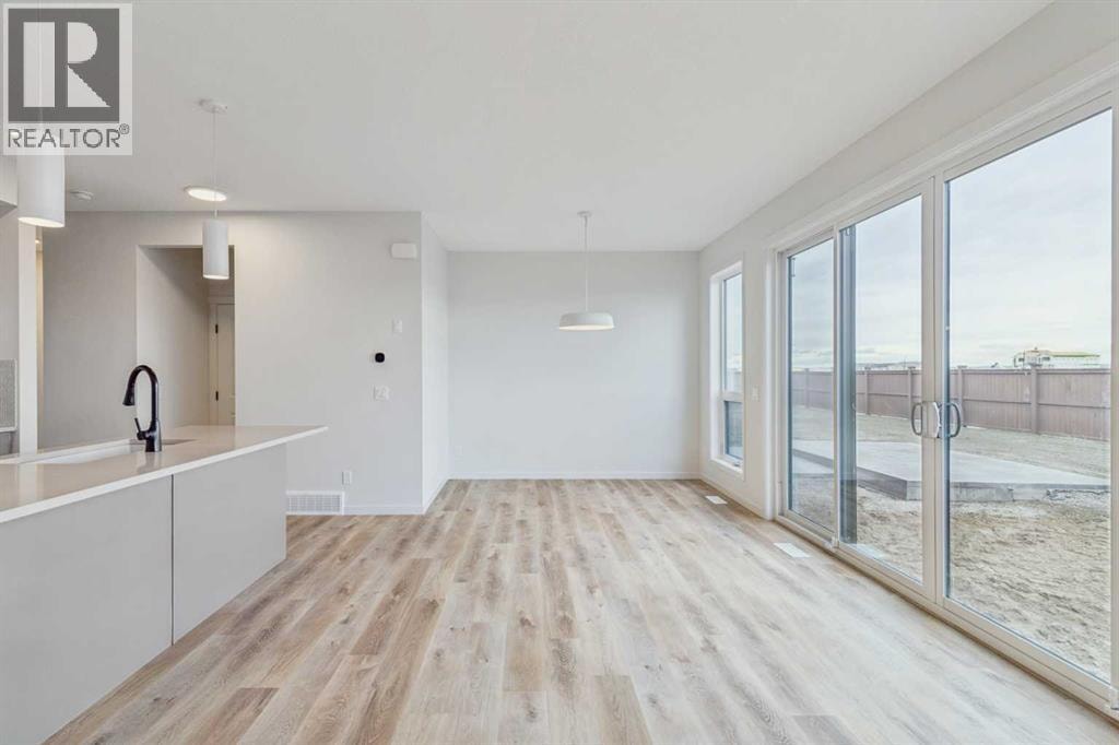 30 Bartlett Row SE — photo 9