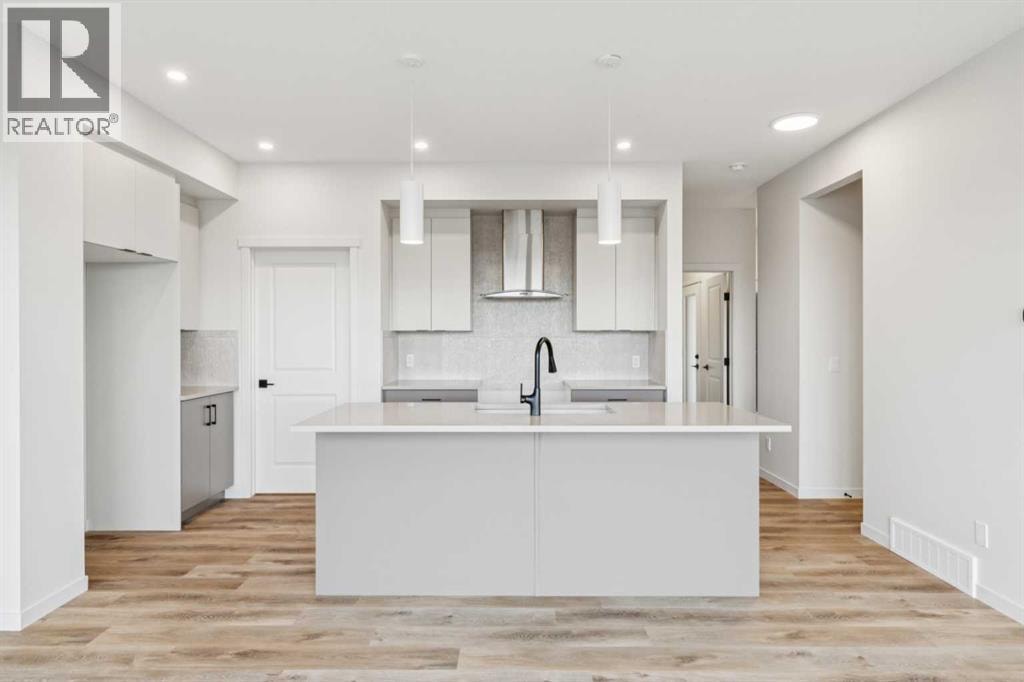 30 Bartlett Row SE — photo 5