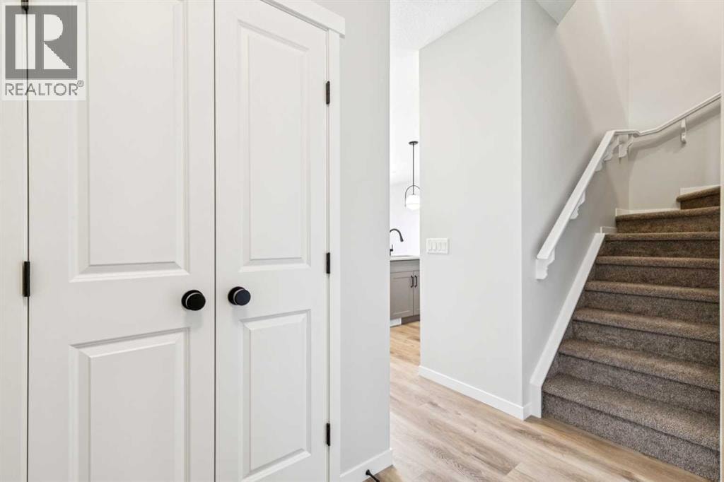30 Hotchkiss Gardens SE — photo 3