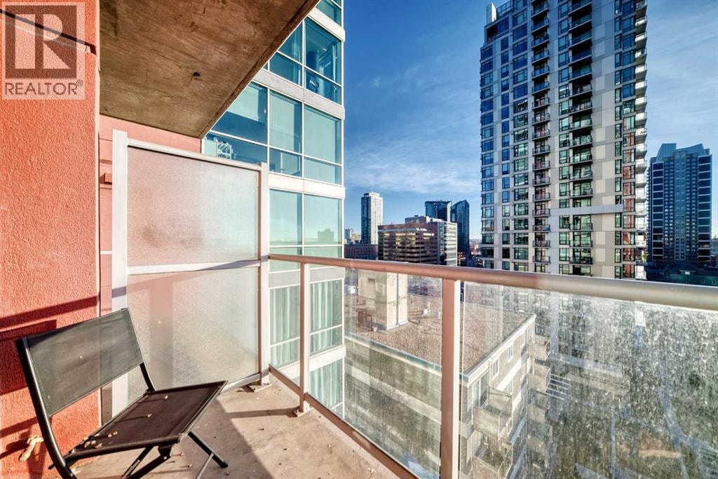 810, 135 13 Avenue SW — photo 25