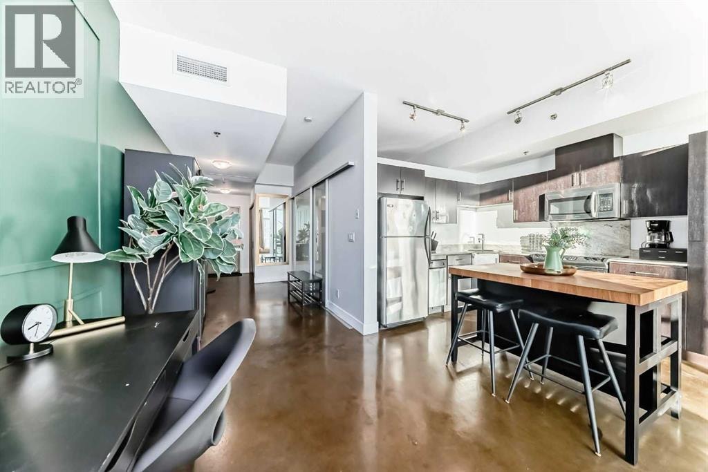 810, 135 13 Avenue SW — photo 12