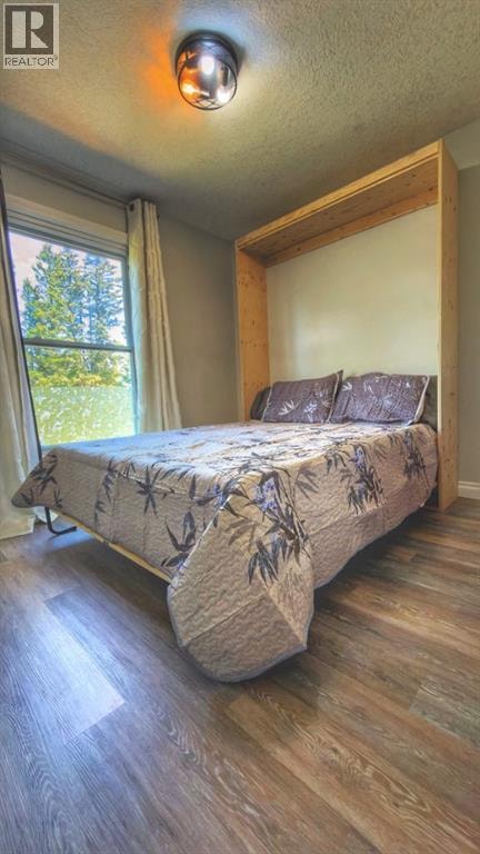 94 Redwood Meadows Drive — photo 24