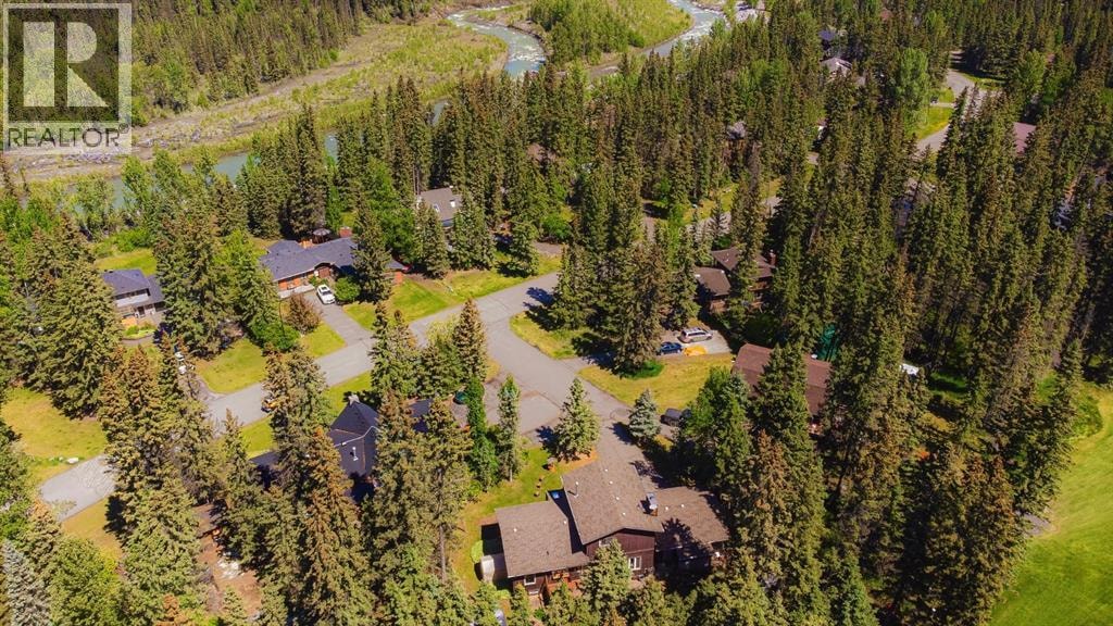 94 Redwood Meadows Drive — photo 32