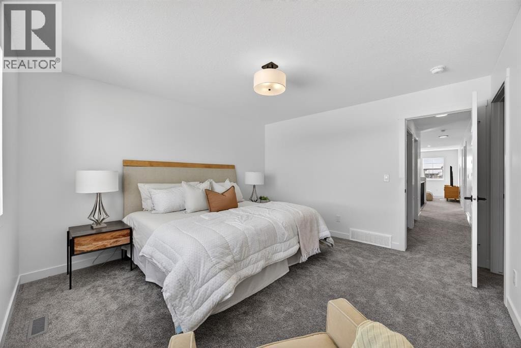 1090 Bayview Crescent — photo 33