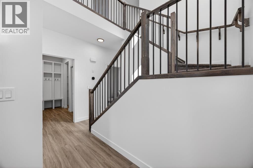 1090 Bayview Crescent — photo 44