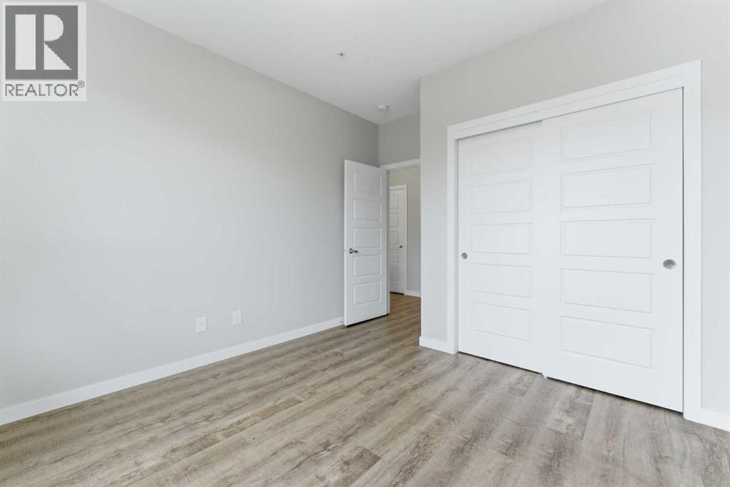 102, 1605 17 Street SE — photo 11