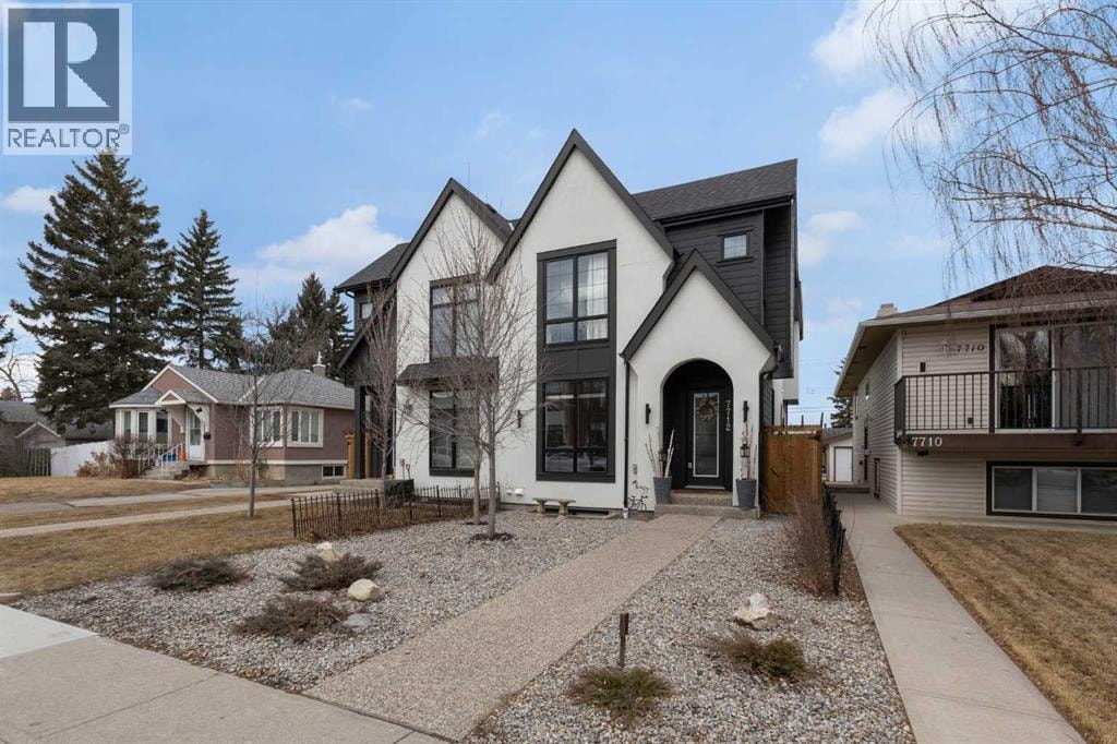 7712 36 Avenue NW — photo 35