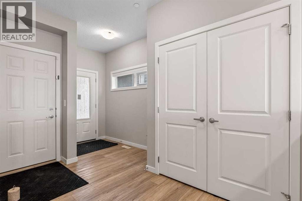 107 Lucas Terrace NW — photo 3