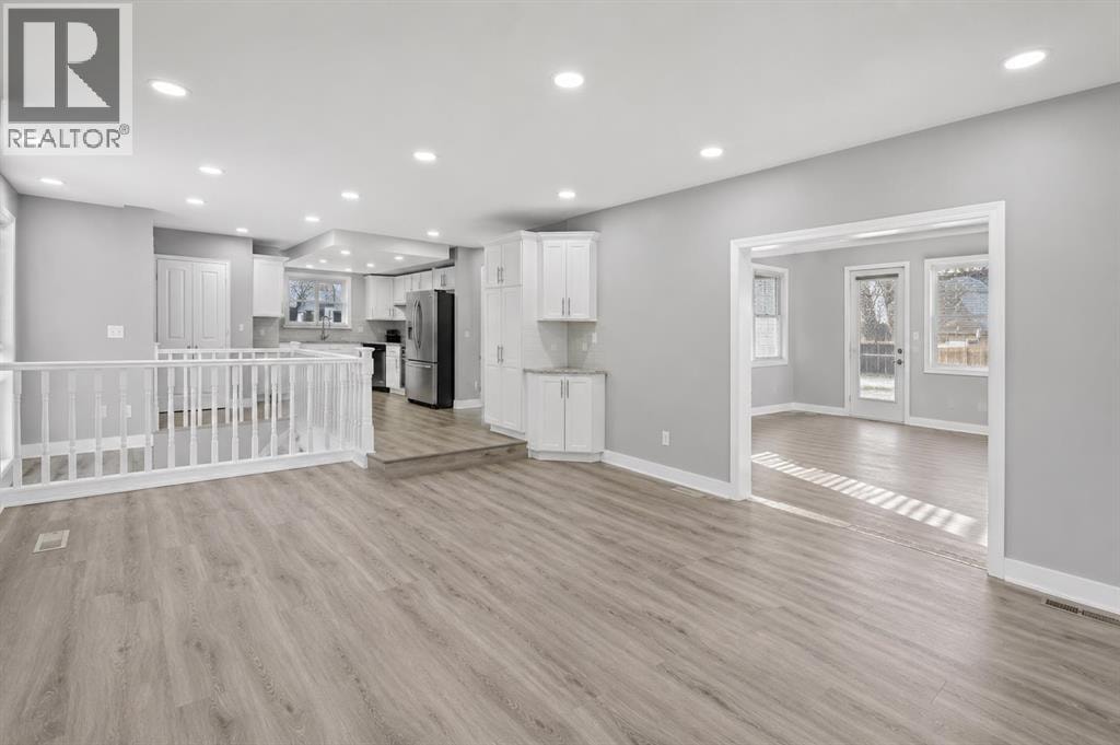 55 Millrise Way SW — photo 5