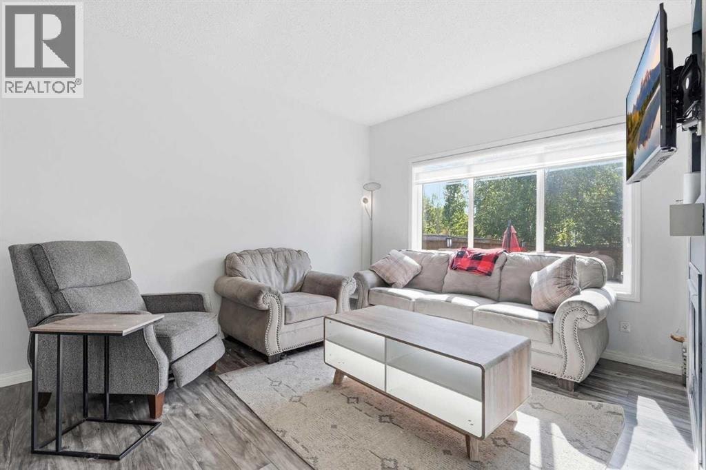 17 Mahogany Terrace SE — photo 5