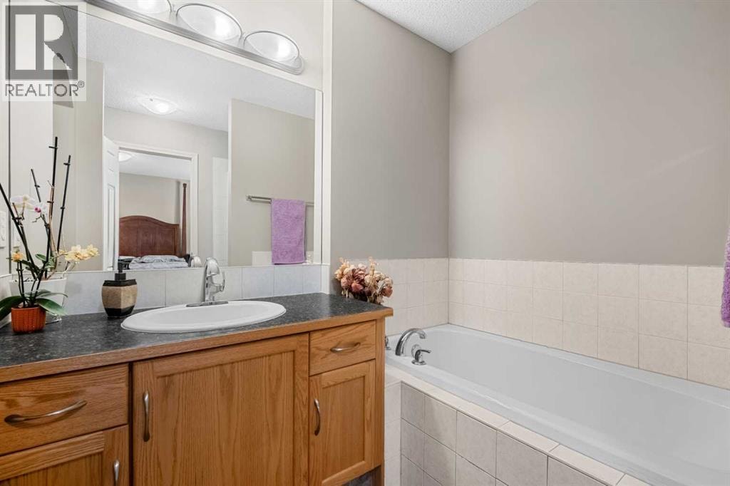 83 Saddlebrook Gardens NE — photo 29