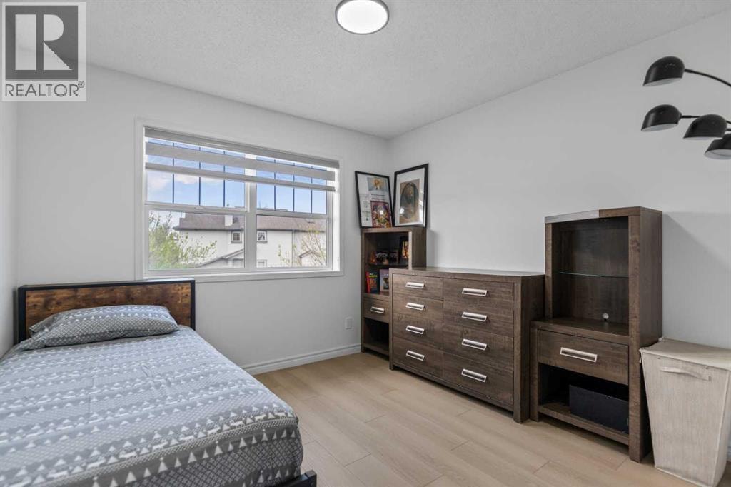 7 Country Hills Park NW — photo 33