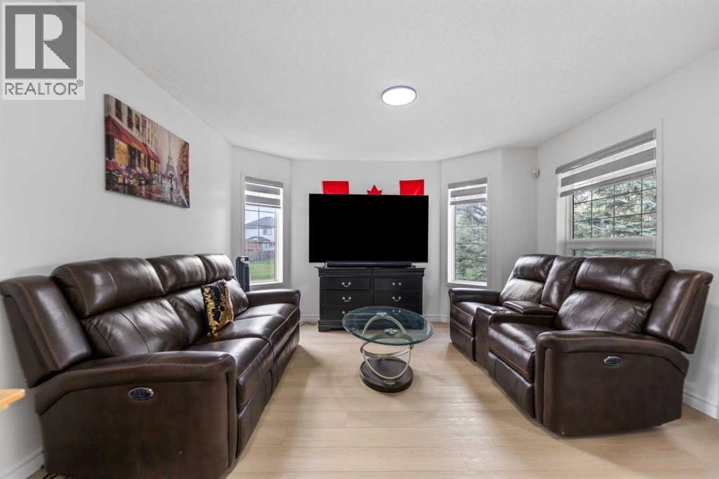 7 Country Hills Park NW — photo 20