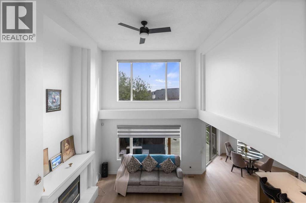 7 Country Hills Park NW — photo 15