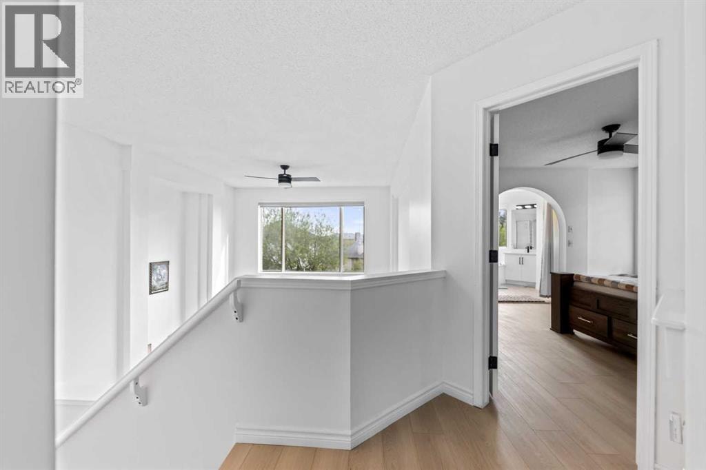7 Country Hills Park NW — photo 27