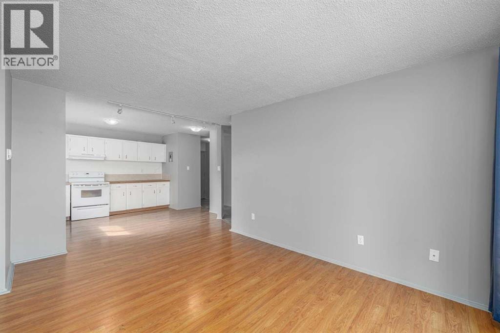 304, 1320 12 Avenue SW — photo 9