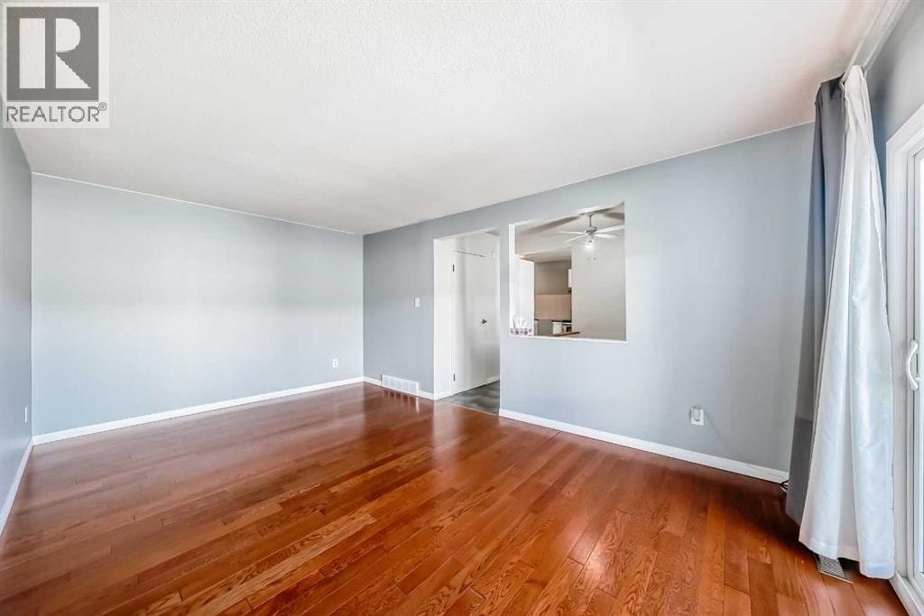 3, 4503 75 Street NW — photo 24