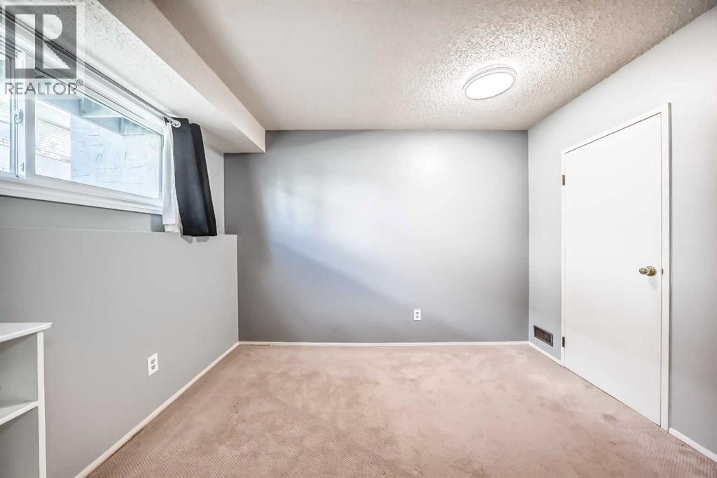 3, 4503 75 Street NW — photo 32