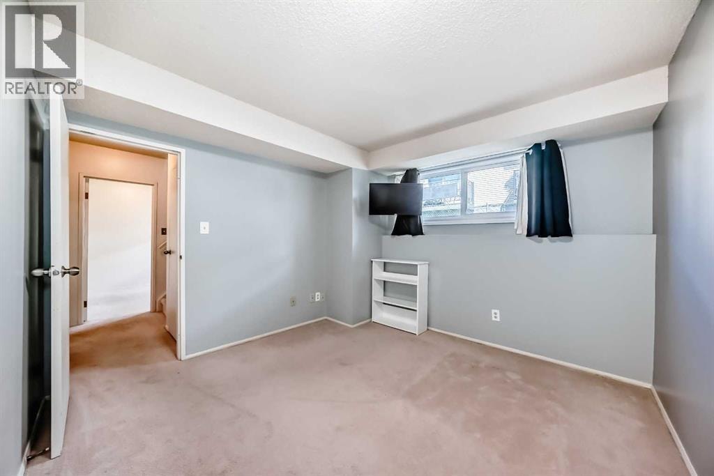 3, 4503 75 Street NW — photo 34