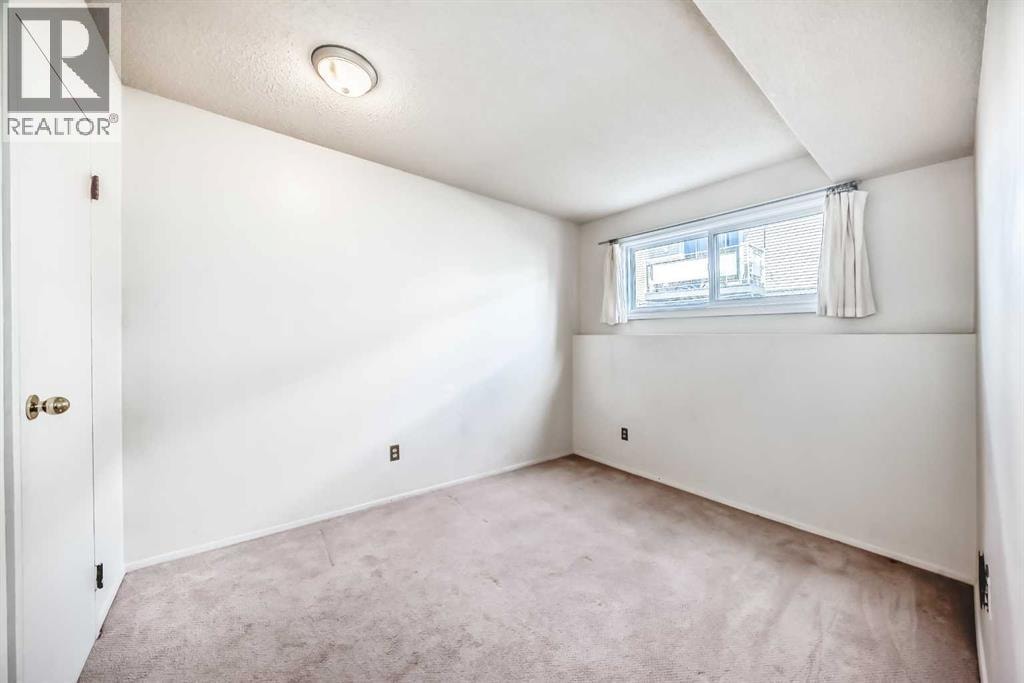 3, 4503 75 Street NW — photo 35