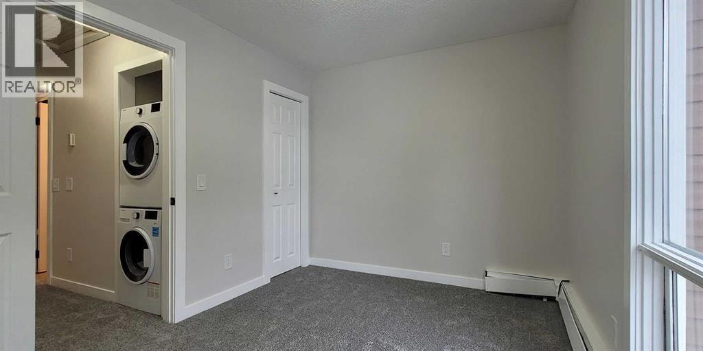 29, 2400 15 Street SW — photo 9