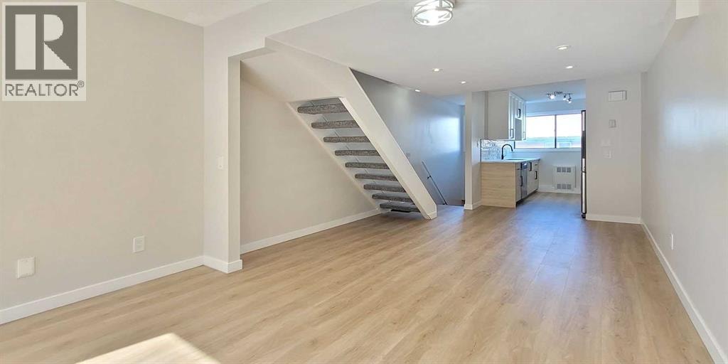 29, 2400 15 Street SW — photo 4